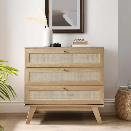 The text on the image is:
"BO LVM"