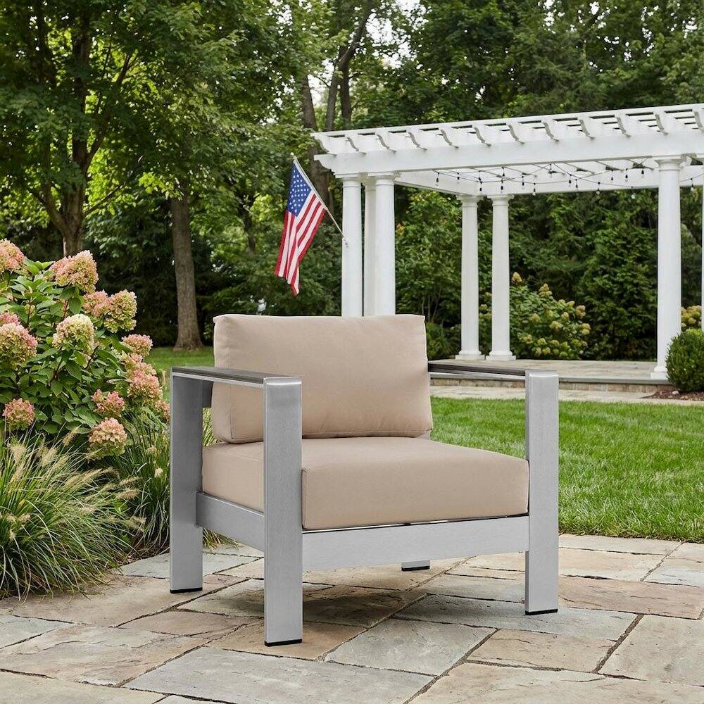 Left. Outdoor Escape - Outdoor Aluminum Armchair For Patio Lounge With Armrests - Beige.