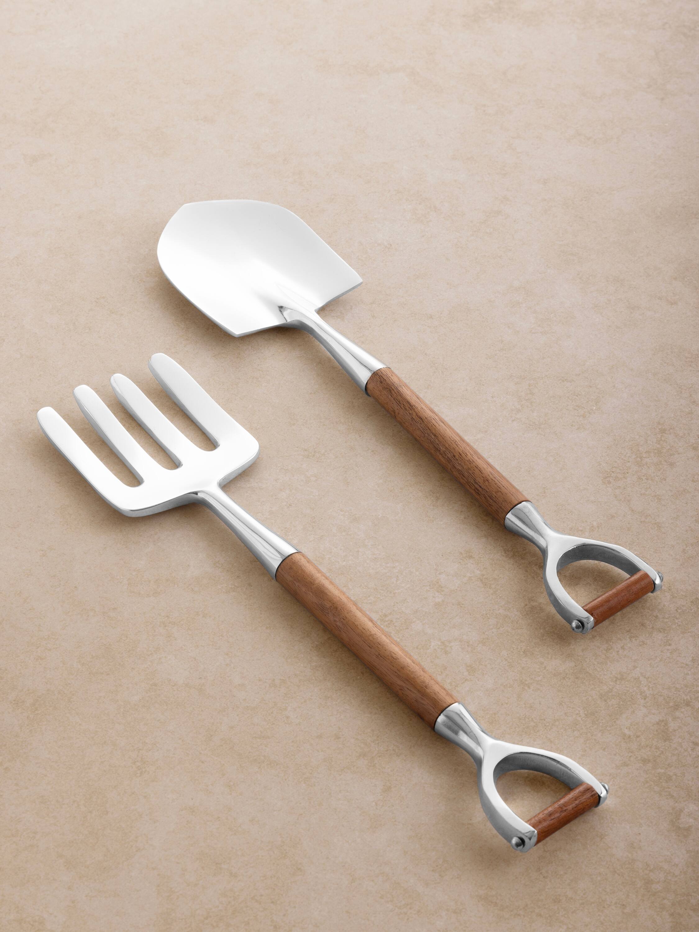 Front. GAURI KOHLI - Narvik Salad Servers - Brown, shiny steel.