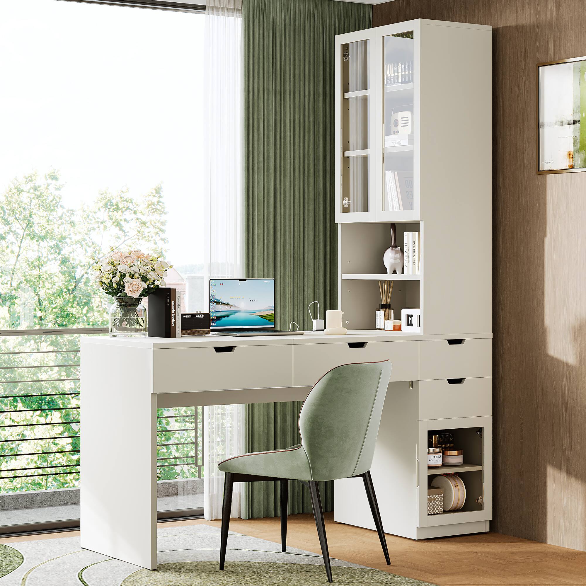 The text in the image appears to be a mix of numbers and letters, possibly part of a code or a label. Here is the corrected and grouped text:

- S 200 a 23 JoAggoo
- GI 200

This seems to be a combination of different elements, possibly for identification or categorization purposes.