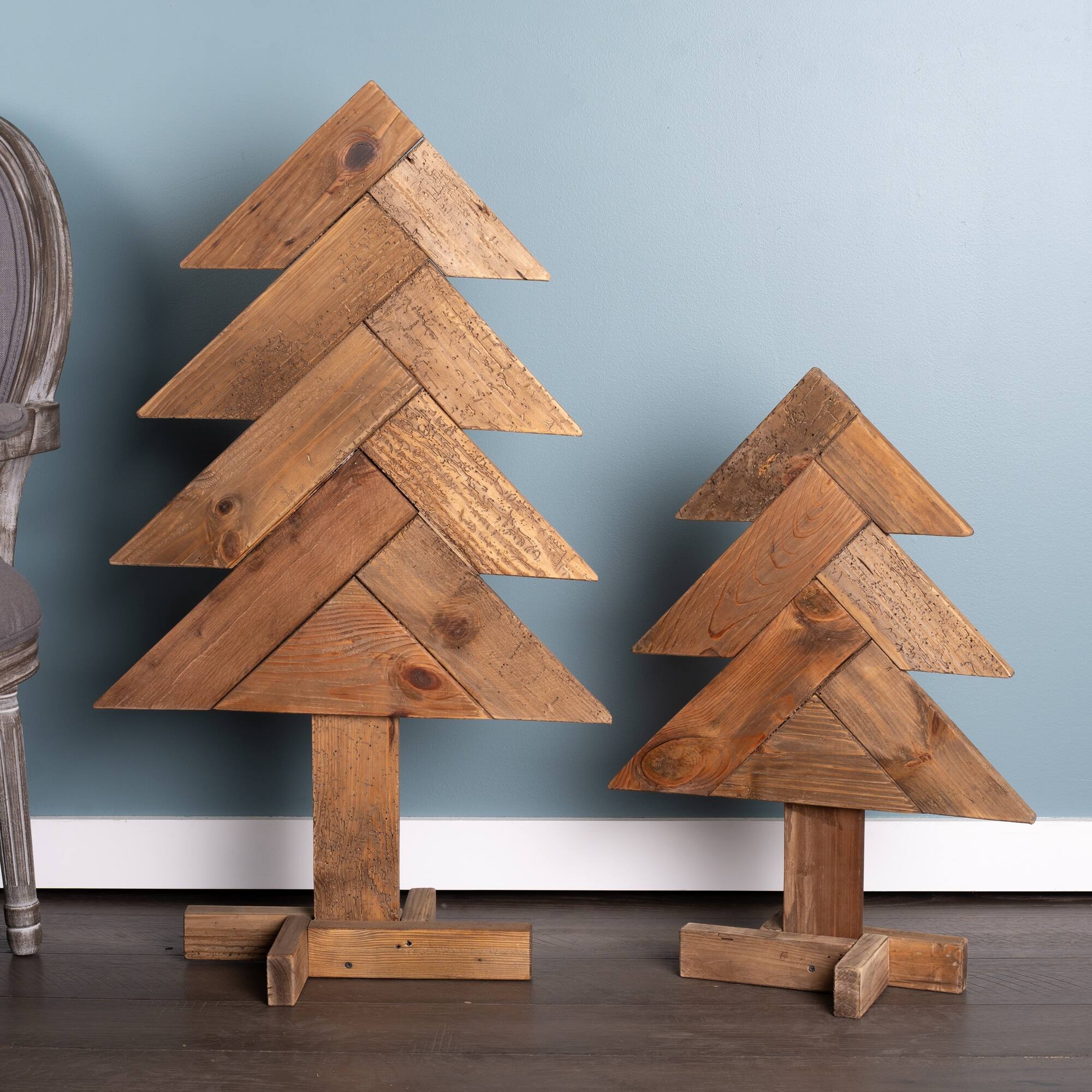 Angle. BreeBe - Rustic Wood Pine Tree (Set of 2) - Brown.