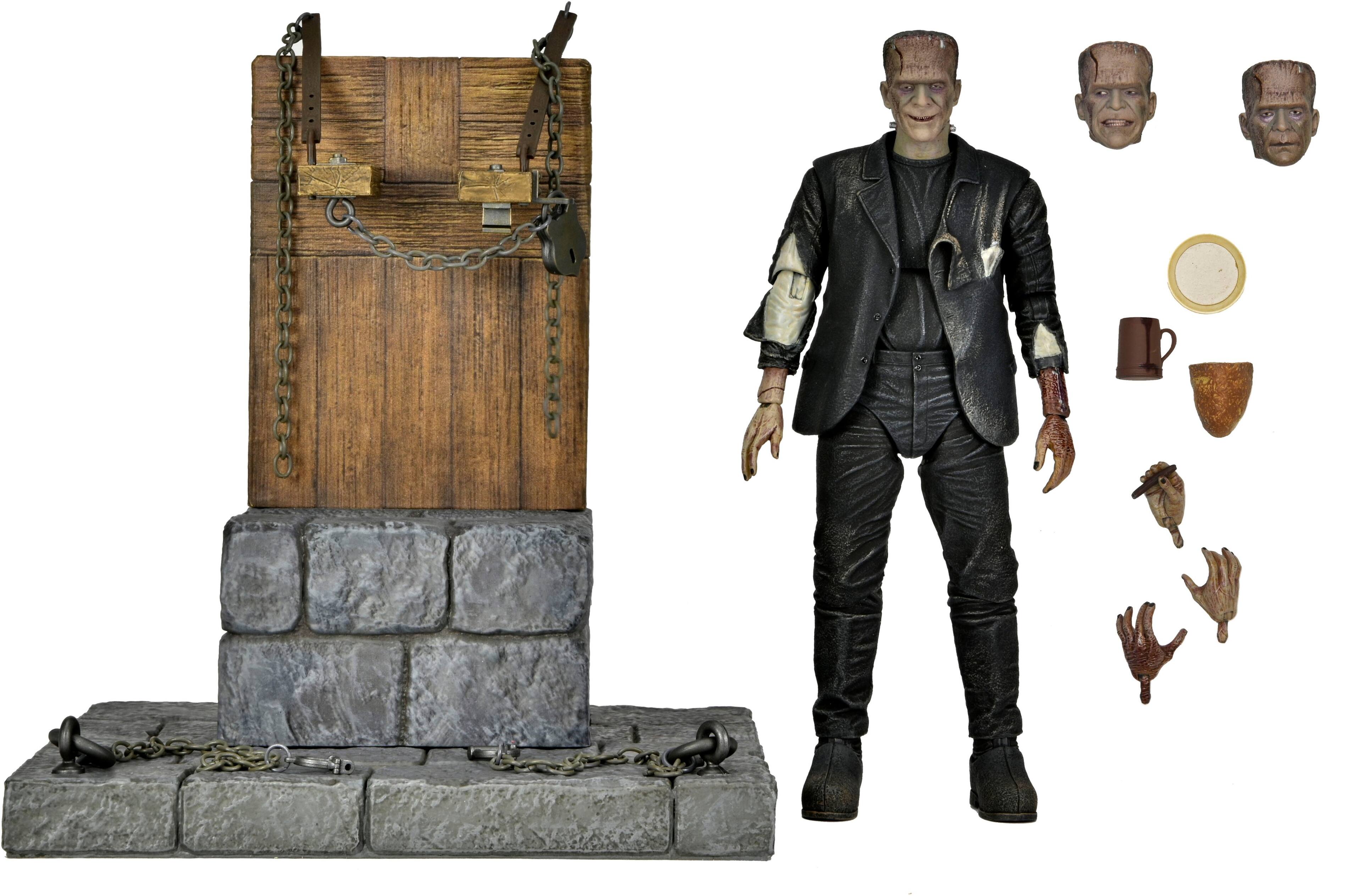 Universal Monsters 7” Scale Action Figure - Bride of Frankenstein Frankenstein’s Monster Figure with Chair