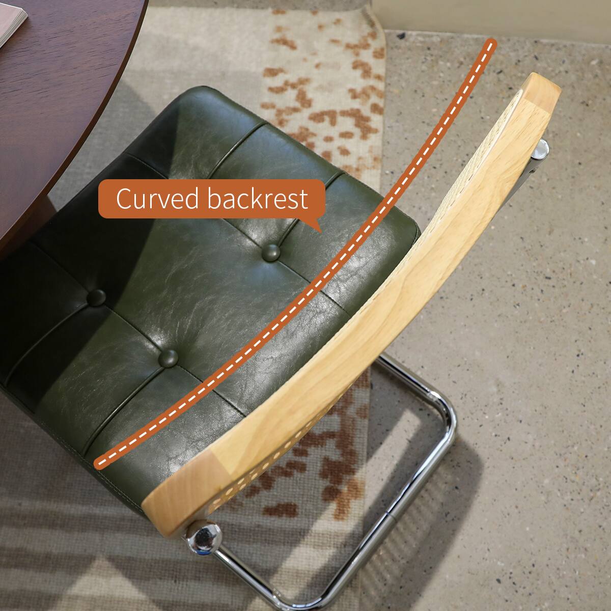 Curved backrest