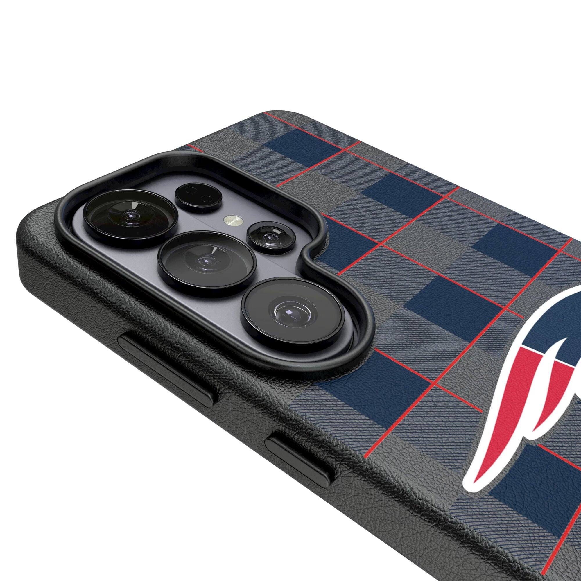 Alt View 2. Keyscaper - Plaid Galaxy Magnetic Bump Case - S24 - Black.