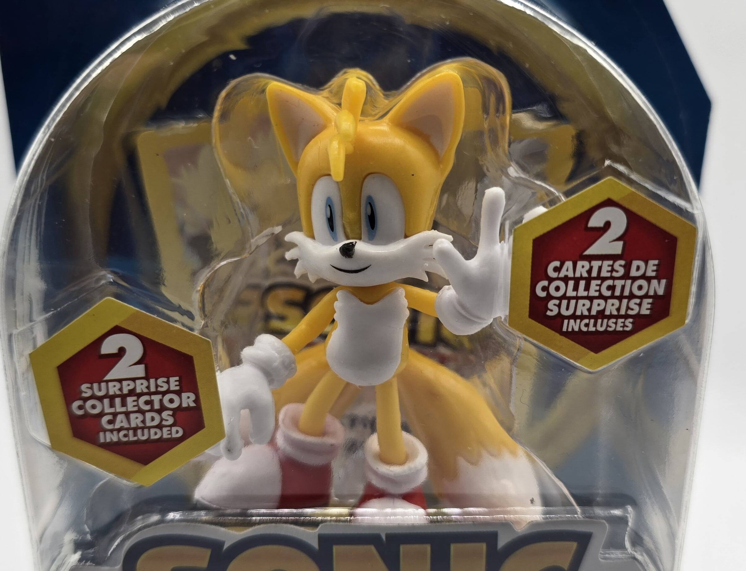 2 SURPRISE COLLECTOR CARDS INCLUDED
2 CARTES DE COLLECTION SURPRISE INCLUSES