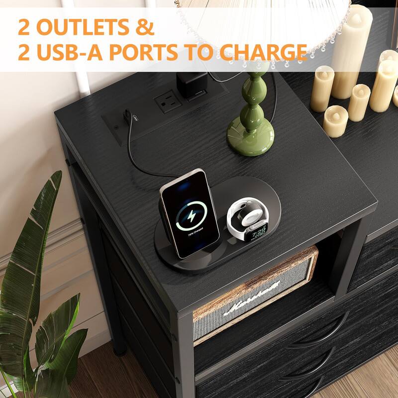 2 OUTLETS & 2 USB-A PORTS TO CHARGE