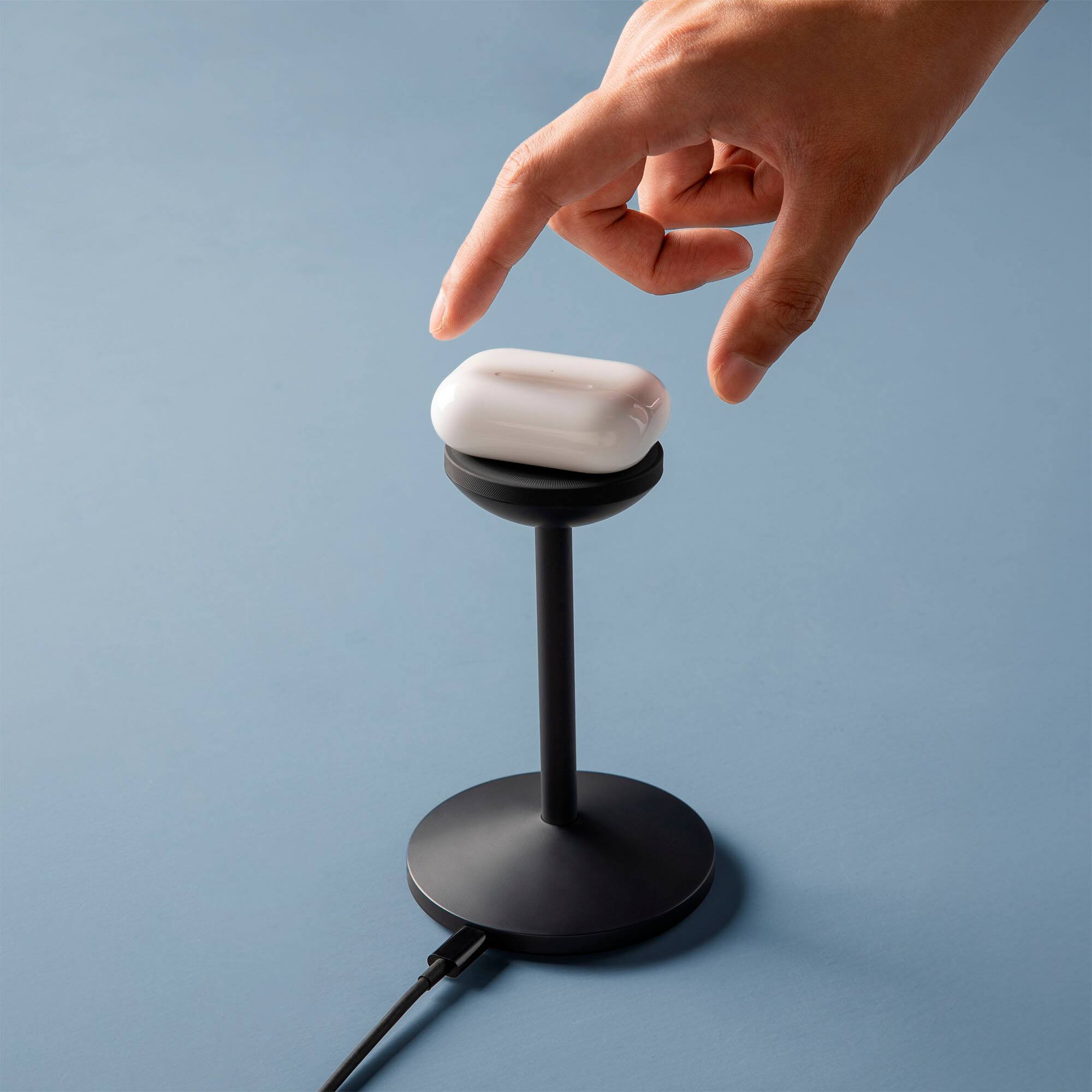 Back. Anker - Anker MagGo Wireless Charger (Single Stand) - Black.