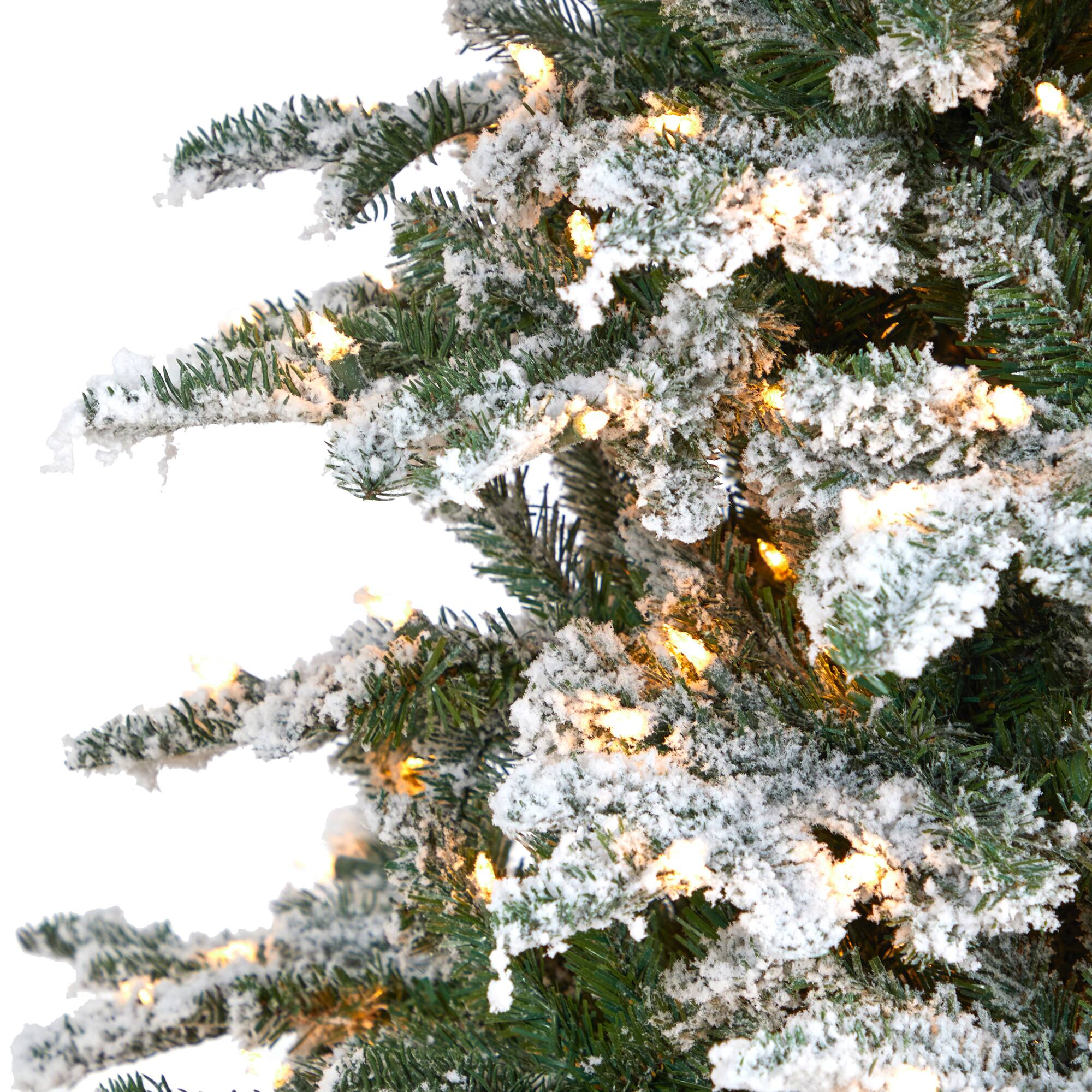 Left. BreeBe - 8’ Flkd North Carolina Fir Xmas Tree w/650 Lts & 2593 Tips - White, Green.
