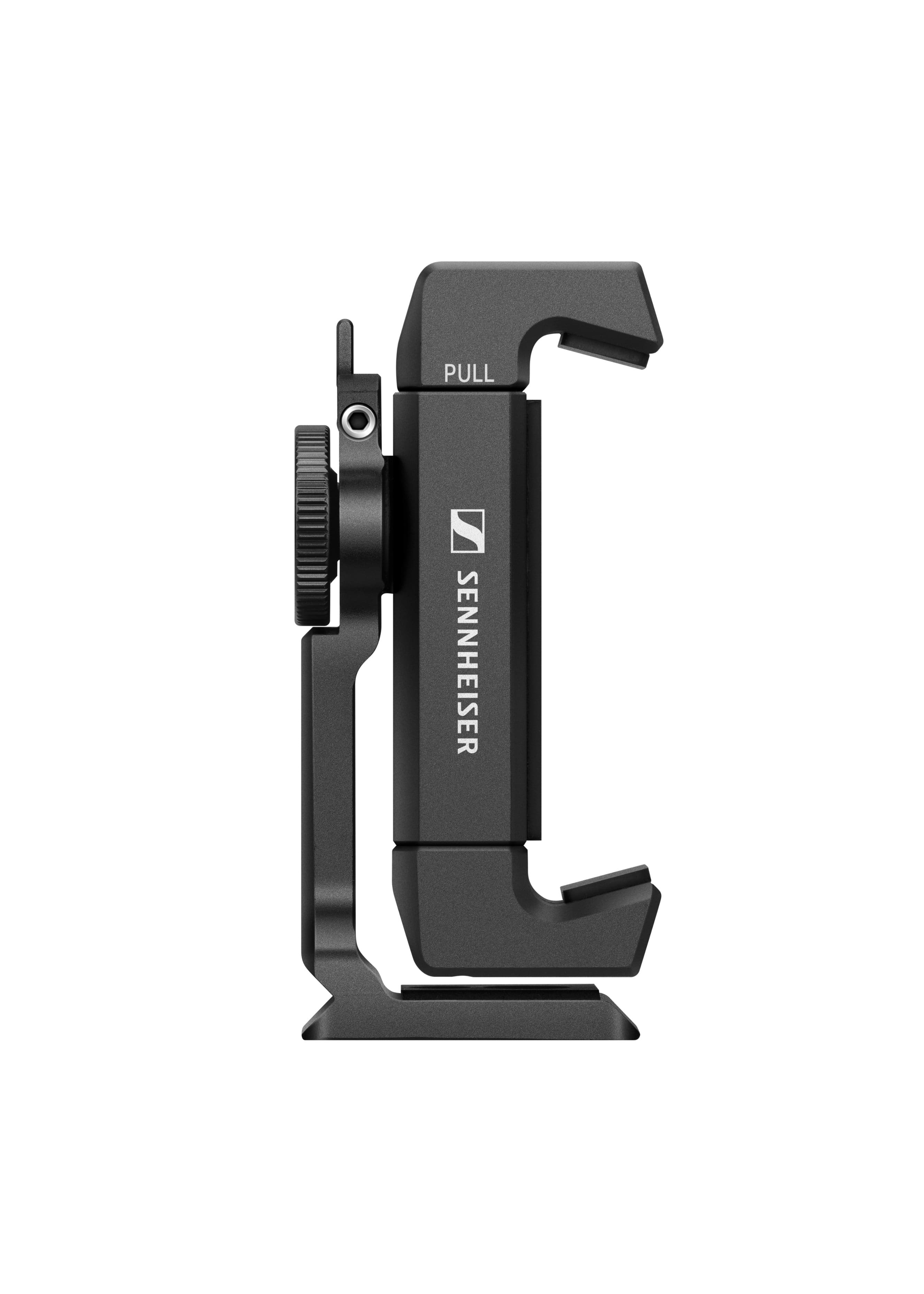 The text on the image reads "pull sennheiser".