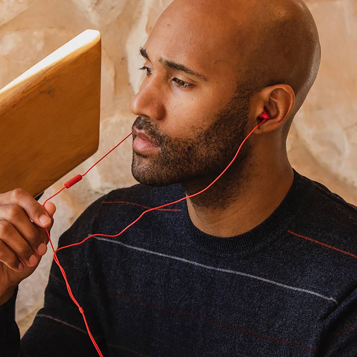 Left. Panasonic - ErgoFit In-Ear Earbud Headphones with Microphone - Red.