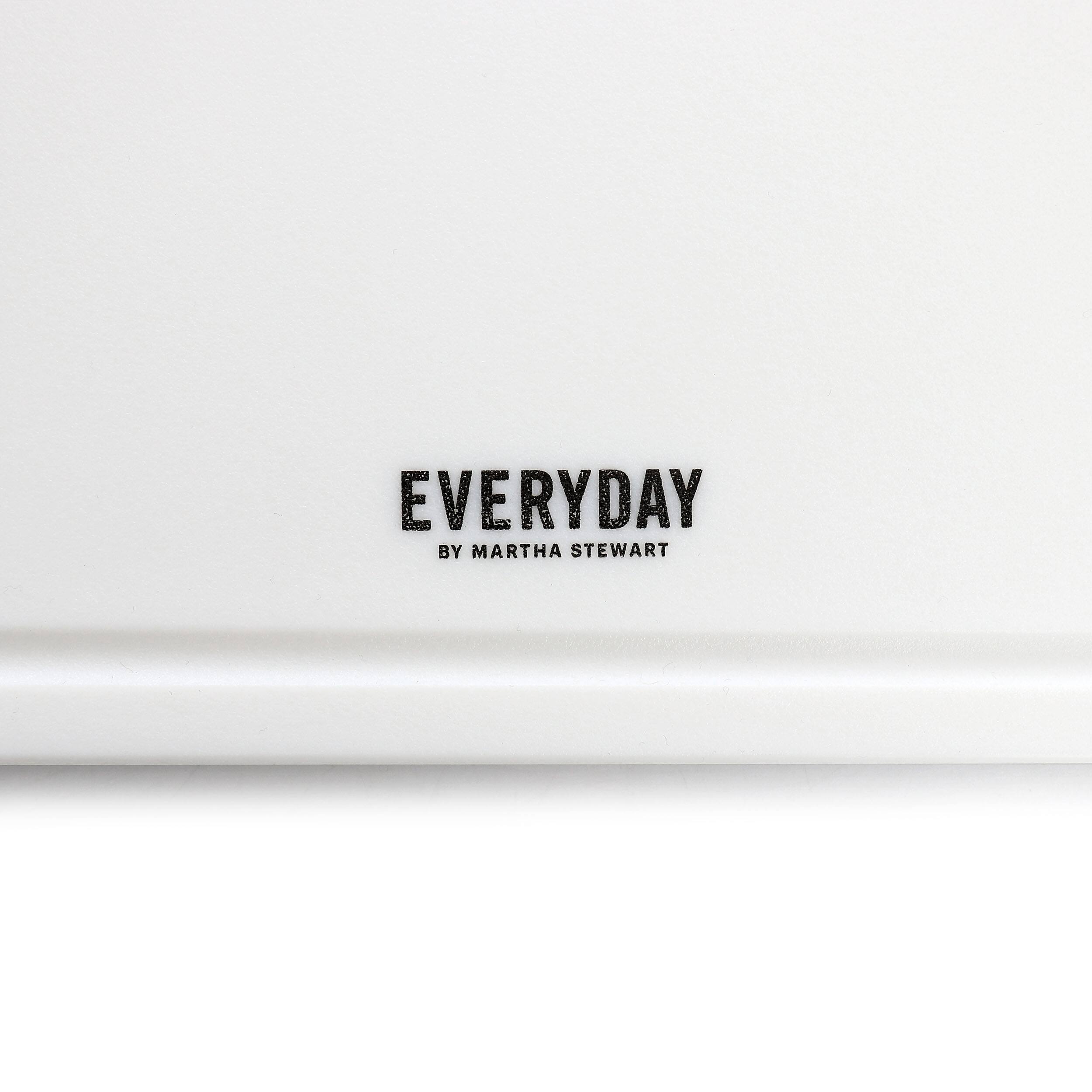 EVERYDAY
BY MARTHA STEWART