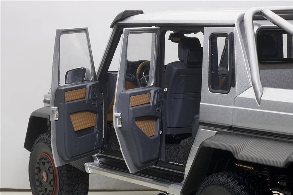 Alt View 2. Autoart - Mercedes G63 AMG 6X6 Silver 1/18 Model Car by Autoart.