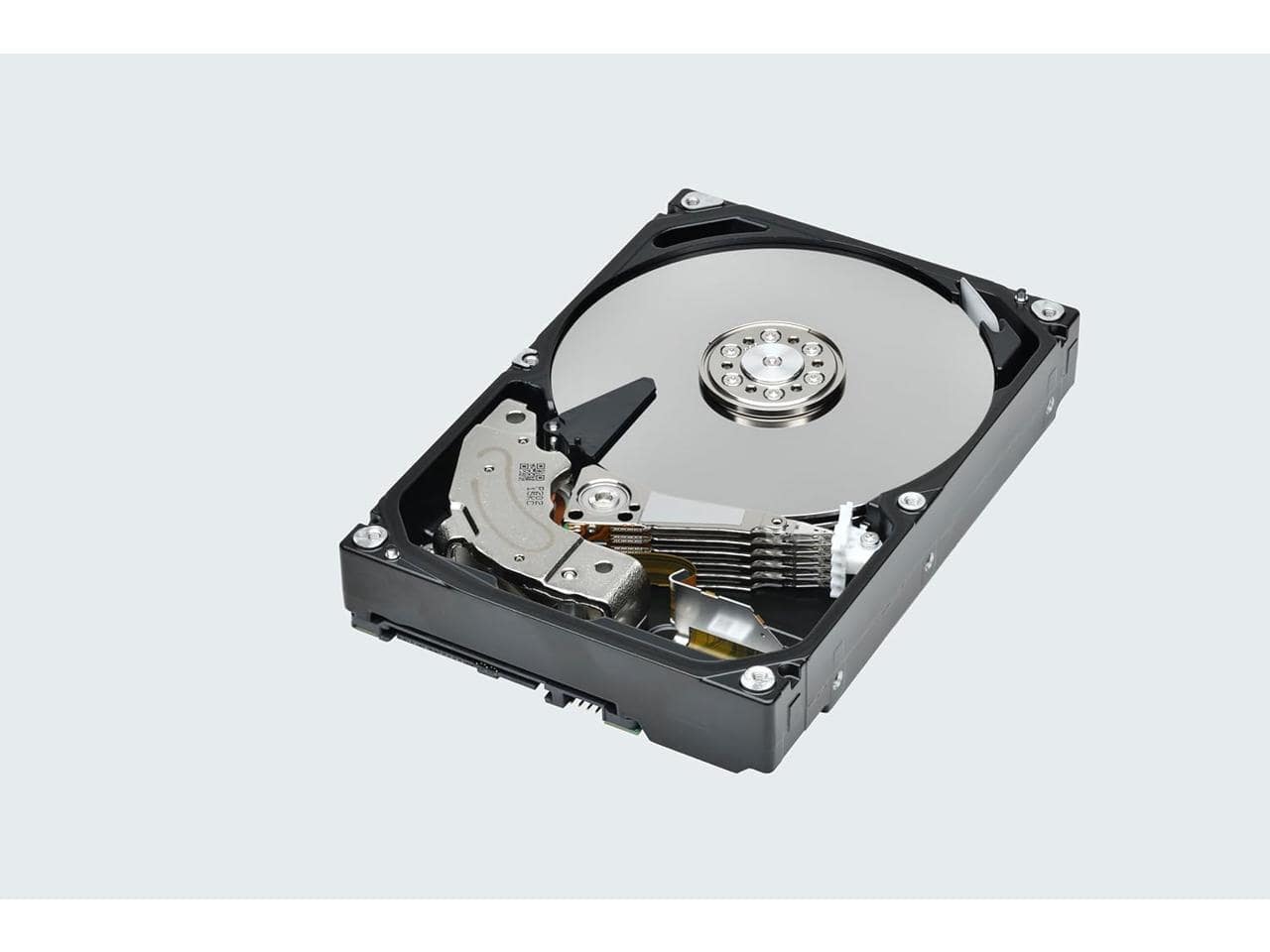 Alt View 5. Toshiba - Toshiba N300 Pro 20TB NAS 3.5-Inch Internal Hard Drive - CMR SATA 6 Gb/s 7200 RPM 512 MB Cache - HDWG62AUZSVB.