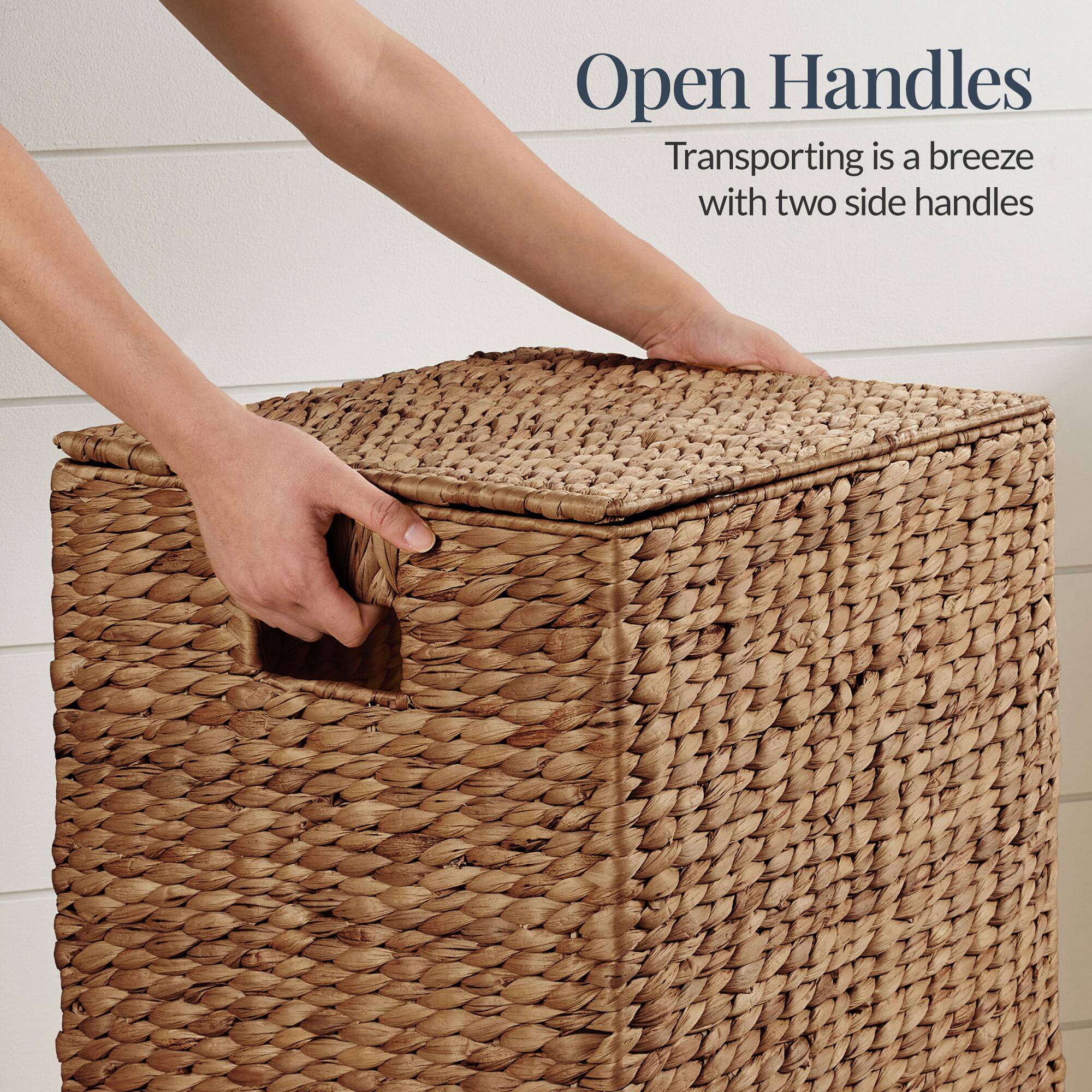 Open Handles  
Transporting is a breeze with two side handles