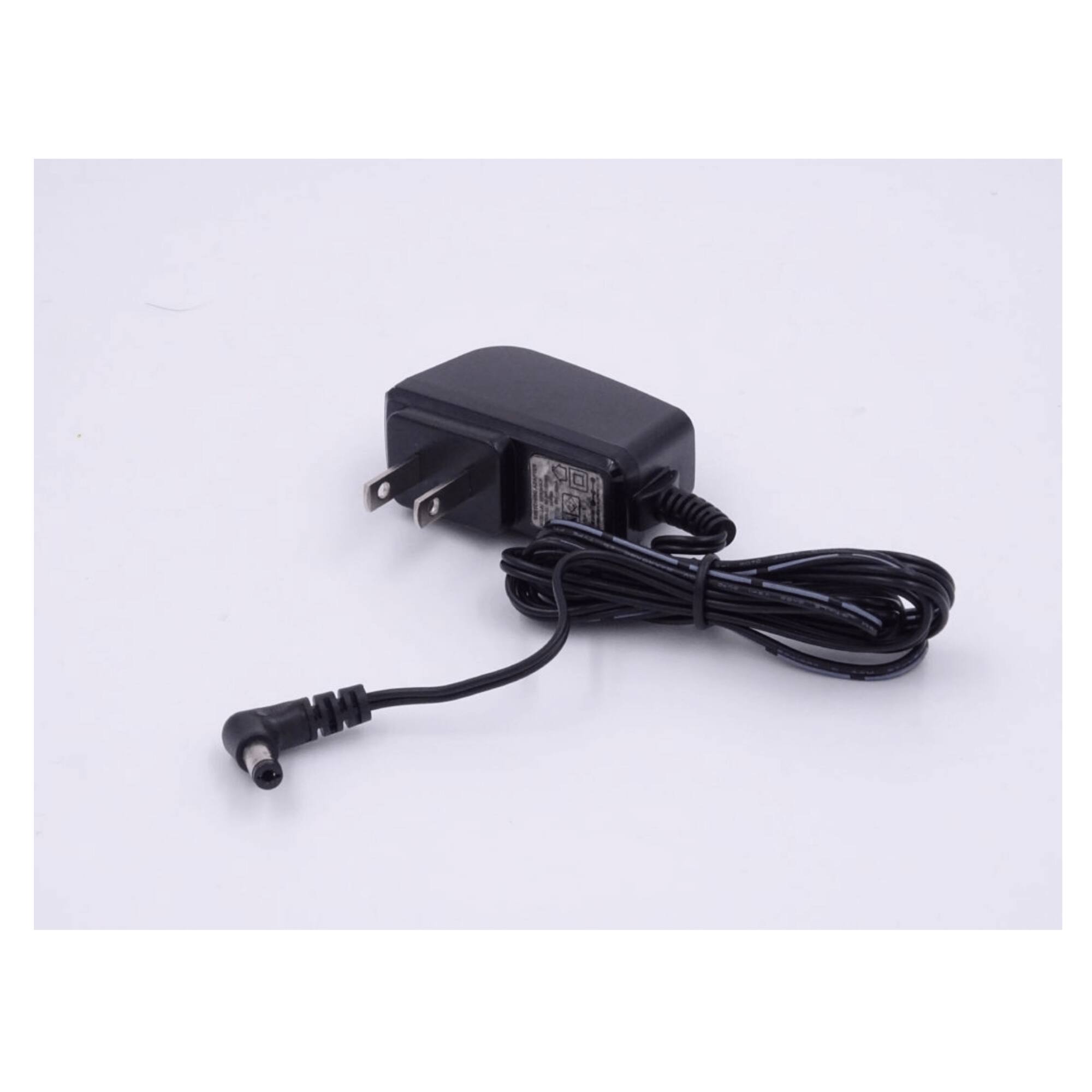 Alt View 3. Emerson - Portable Cassette Player and Recorder w Digital Conversion and Mic Input - Black.