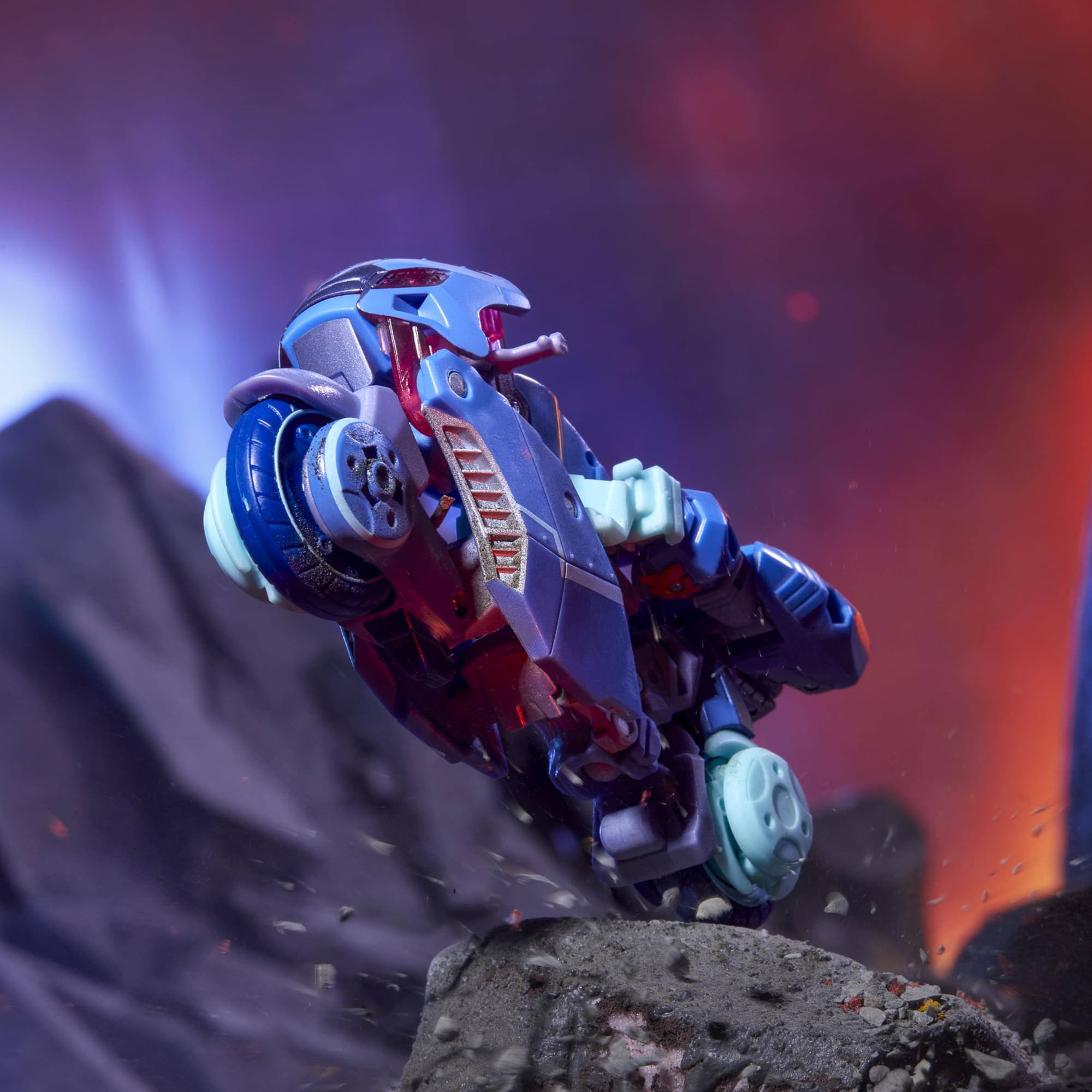 Alt View 4. Hasbro - Transformers Legacy United Deluxe Class Cyberverse Universe Chromia Figure - Blue.