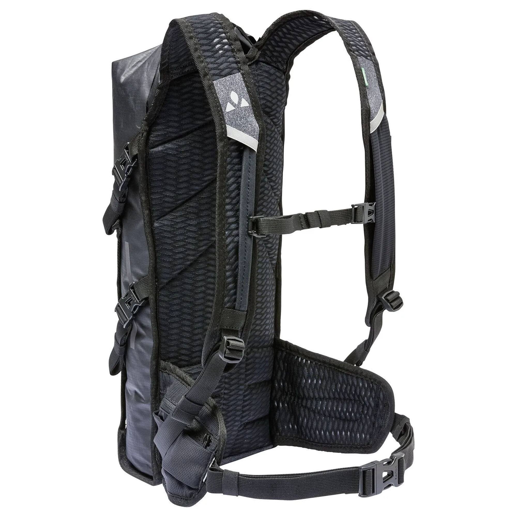 Alt View 1. VAUDE - Vaude Trailpack II Waterproof Cycling Backpack - Black Uni - Black Uni.
