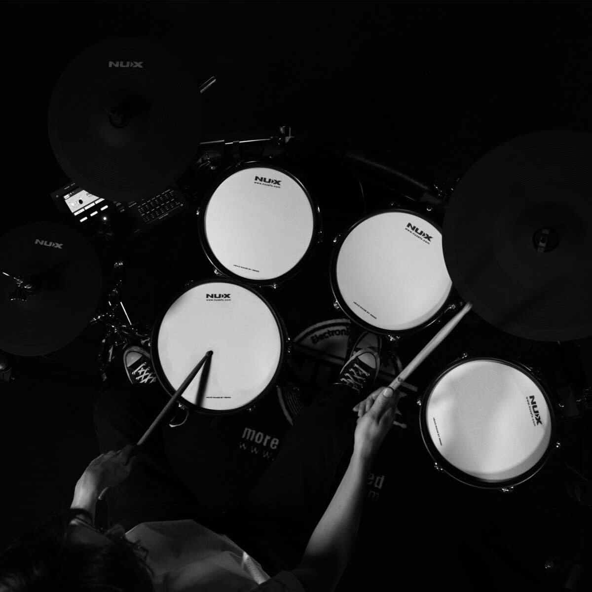 NUX NUX NUX NUX  
www.moreelectron.com