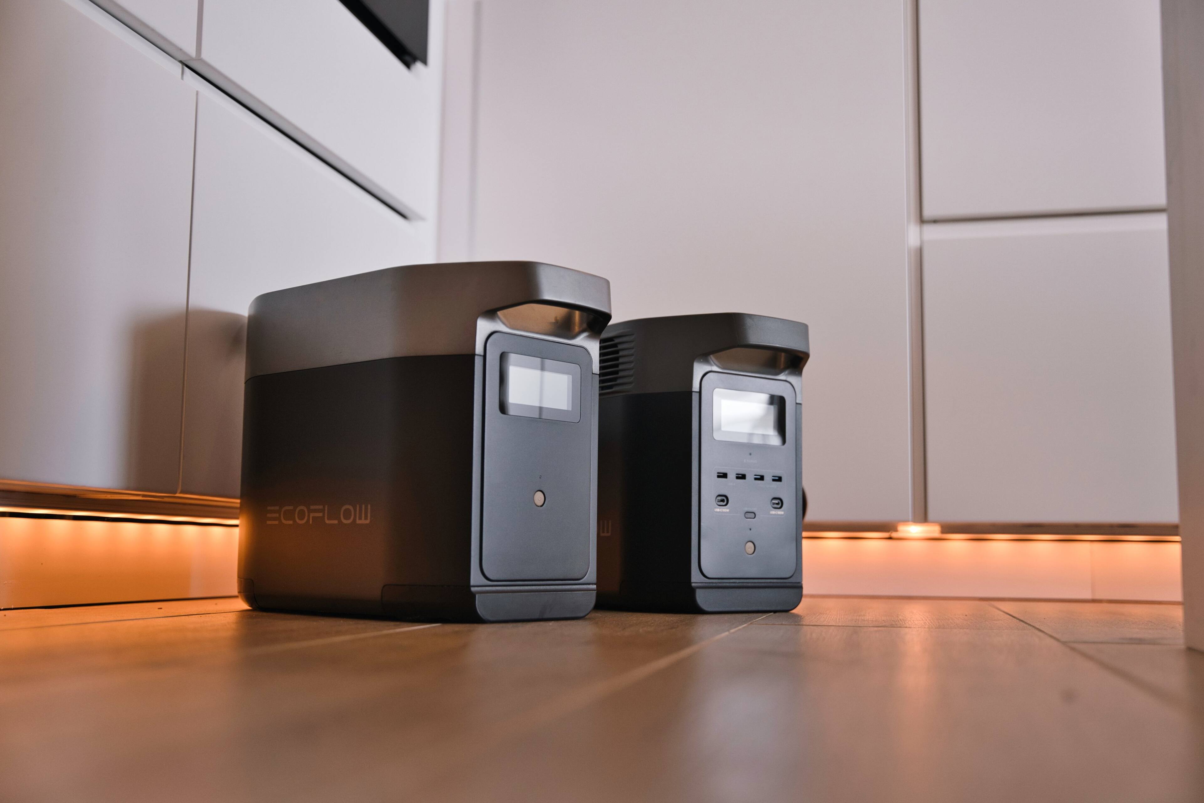 Alt View 12. EcoFlow - DELTA 2 Smart Extra Battery (1024 Wh Capacity) - Black.