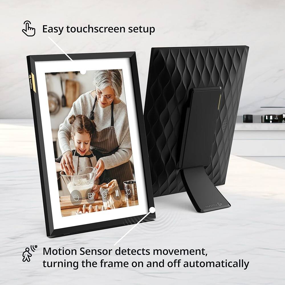 Easy touchscreen setup

Motion Sensor detects movement, turning the frame on and off automatically