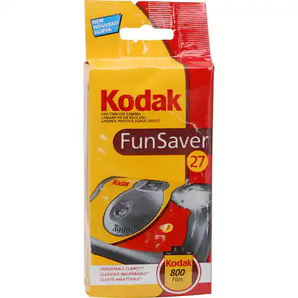 NEW NOUVEAU NUEVA
Kodak ONE-TIME-USE CAMERA CMARA DE UN SOLO USO APPAREIL-PHOTO À USAGE UNIQUE FunSaver 27
Rodays
UNBEATABLE CLARITY CLARIDAD INSUPERABLE* CLARTÉ IMBATTABLE*
Kodak 800 Film