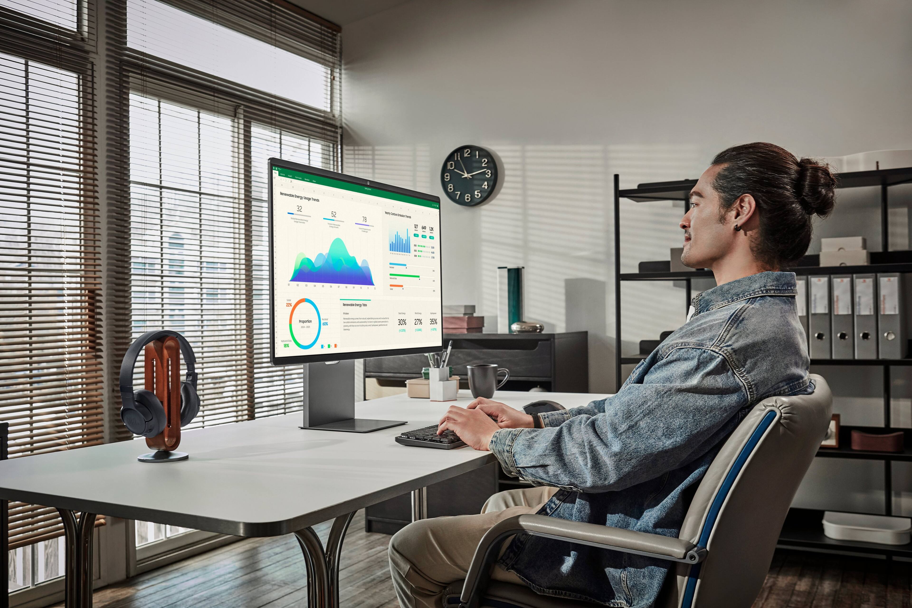 The text on the image reads:

"T - 32 T - E - 1 2 0 9 B 7 B I 2 3 4 5 - - - - - d - d d d iN - - hgon - - . I - F : - 30% - 27% - 25% - an A."

It appears to be a combination of numbers, letters, and symbols, but it does not form coherent sentences or phrases.