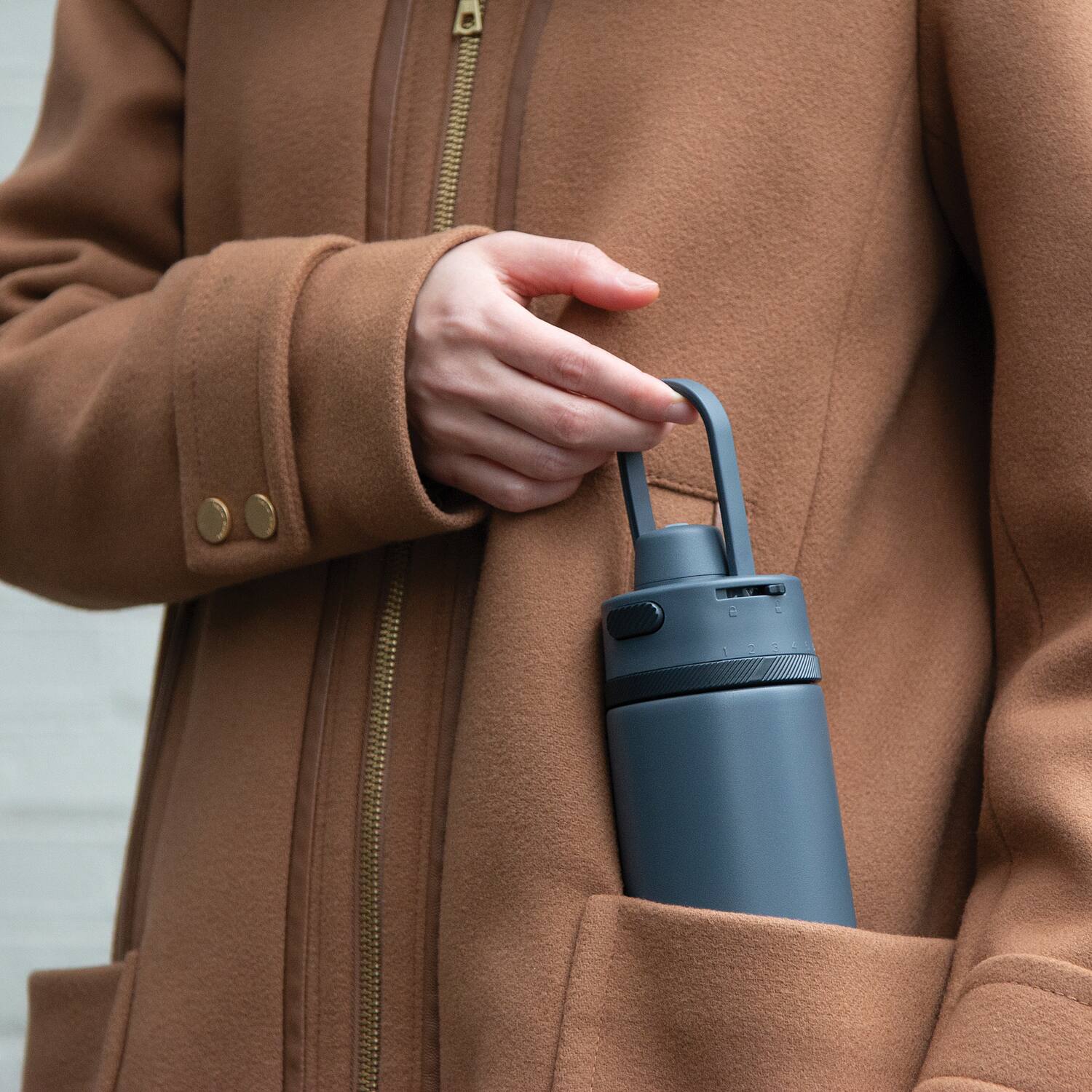 Back. Thermos - 24-Ounce Guardian Vacuum-Insulated Stainless Steel Hydration Bottle (Slate Blue) - Slate Blue.