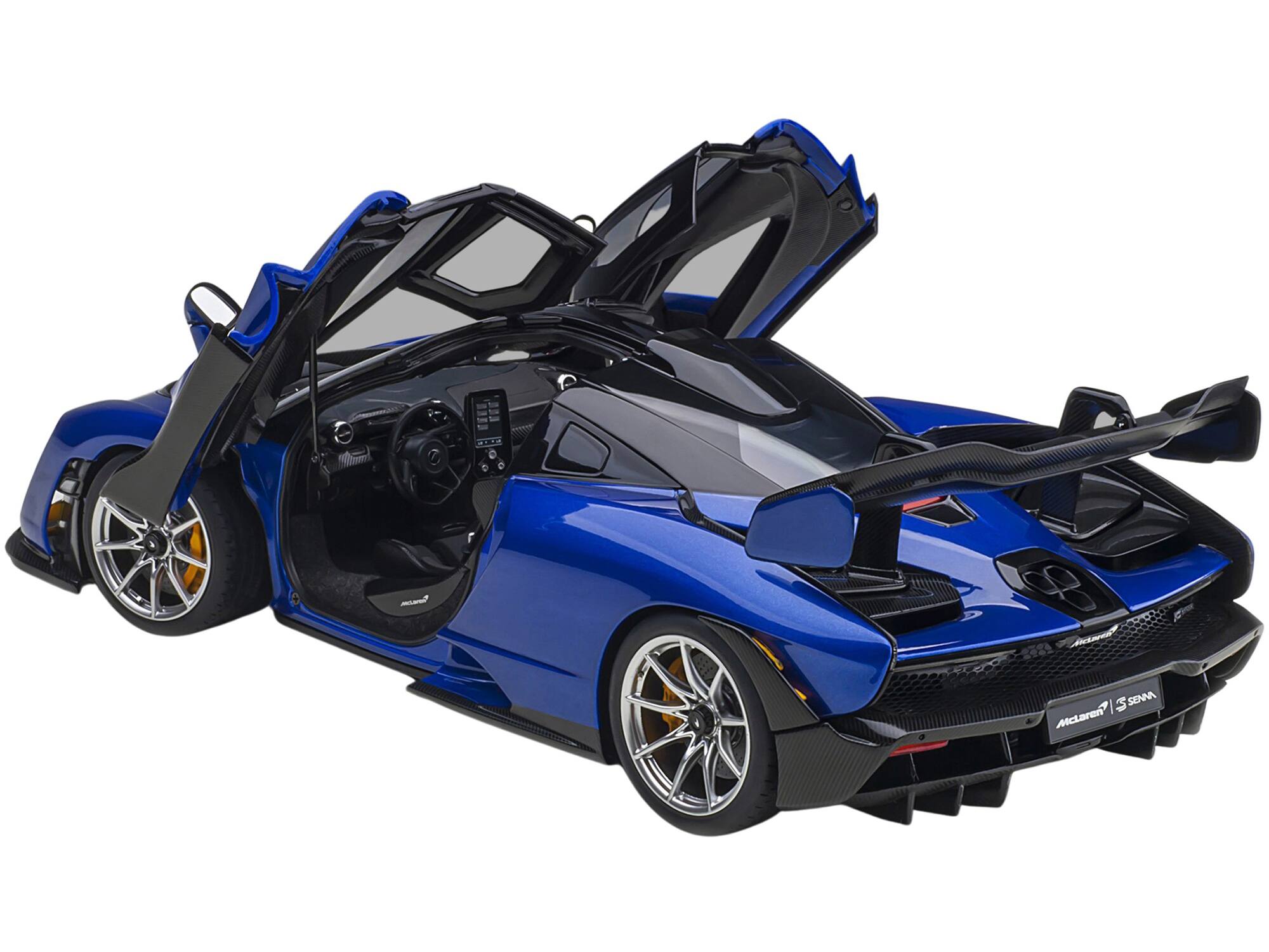 - D Acmd 3 SENNA McLaren P1