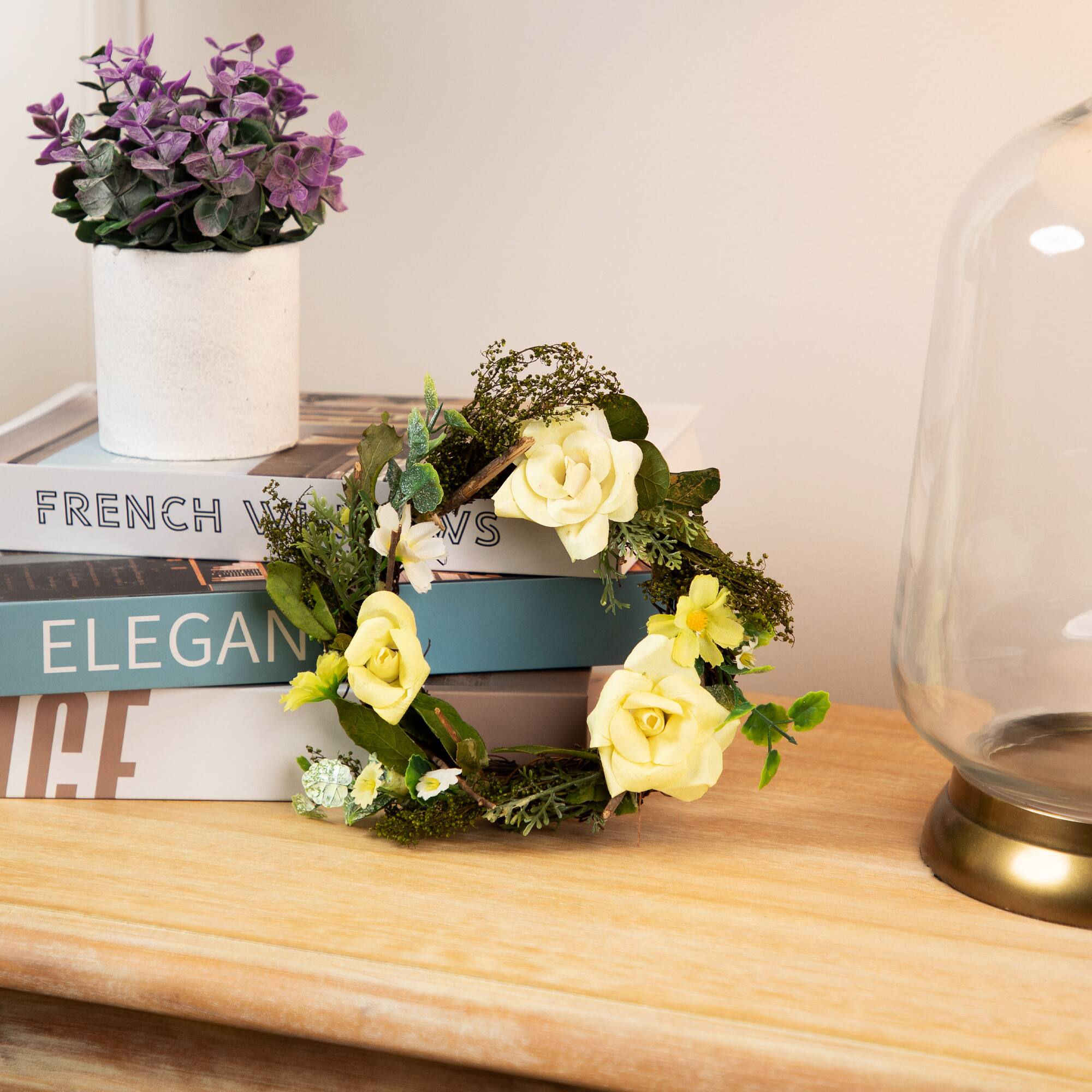 FRENCH VIEWS  
ELEGANT  
LIFE