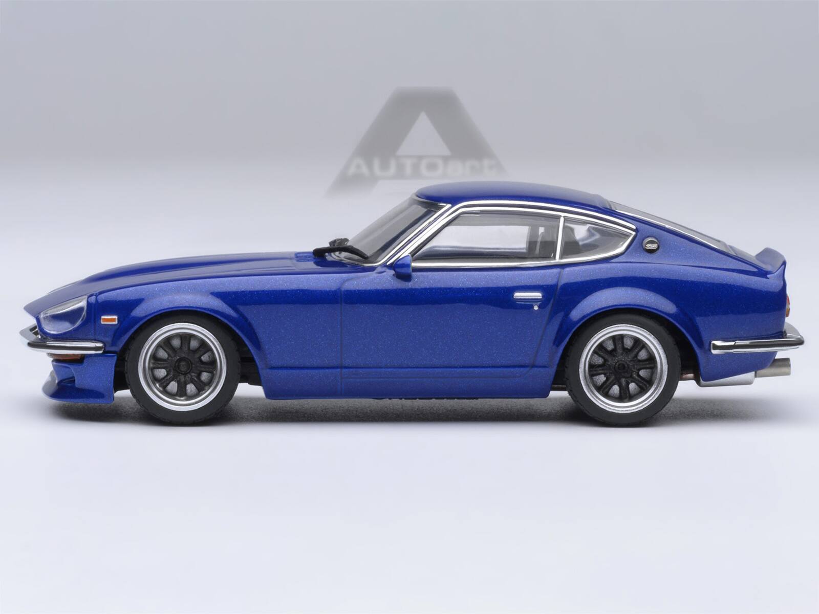 Alt View 1. Autoart - Nissan Fairlady Z RHD "Akuma No Z" Blue Metallic "Wangan Midnight - Comic #4 Version" Manga 1/64 Model Car by Autoart.