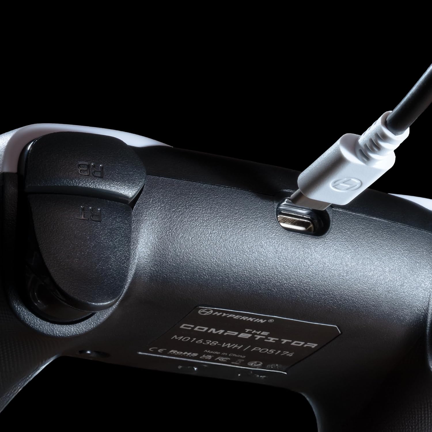 Sure, here is the corrected and grouped text from the image:

- RB RT
- HYPERKIN
- THE COMPETITOR
- M01638-WH
- PO5174
- Made in China
- CE
- RoHS
- REACH