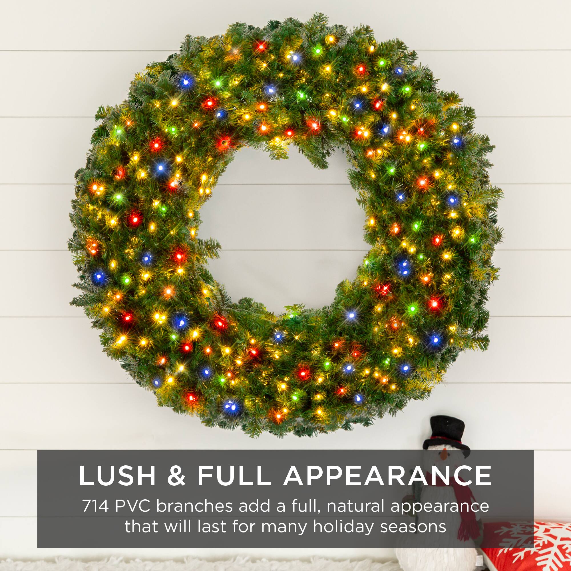 LUSH & FULL APPEARANCE  
714 PVC branches add a full, natural appearance that will last for many holiday seasons