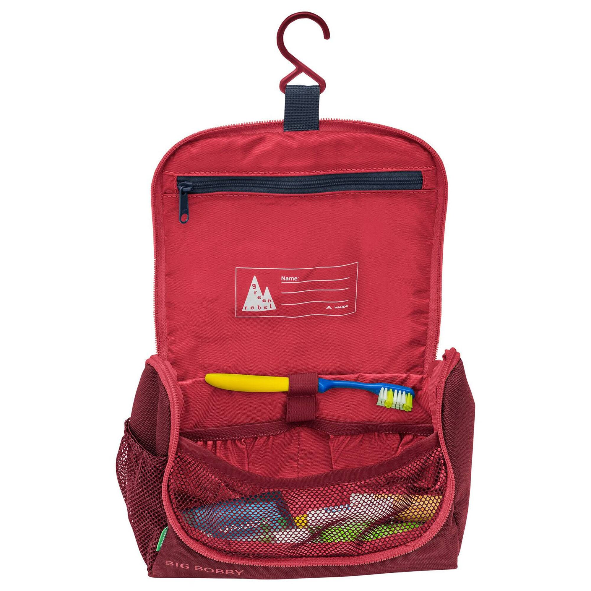 2. I Name: + a + rebel. E  
I - BIG BOBBY