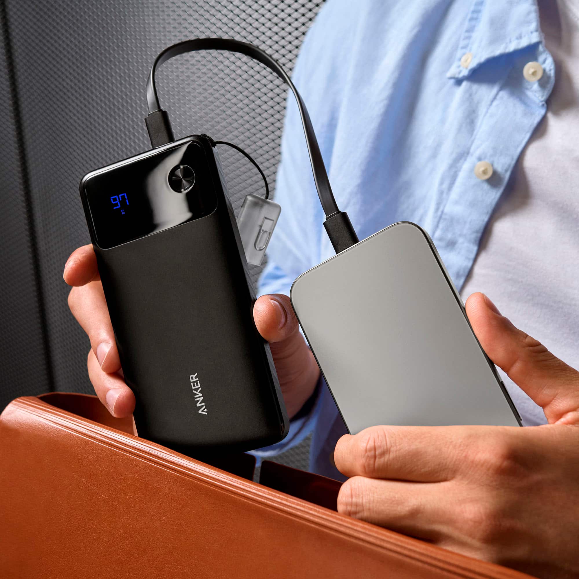 Alt View 2. Anker - Power Bank (10,000mAh, 22.5W) - Black.