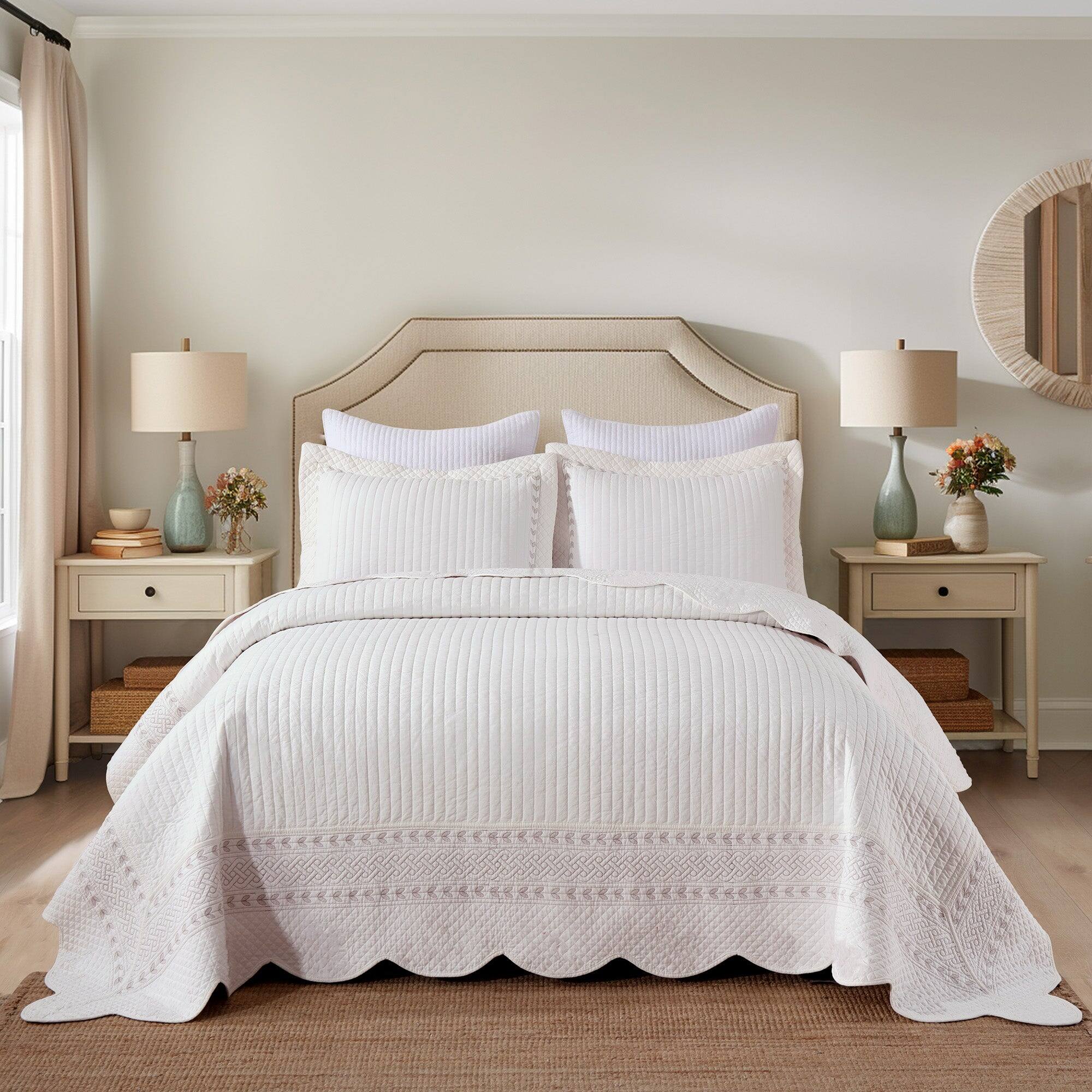 MarCielo - Elegant 3Pcs 100% Cotton Serene Stripe - Patterned Quilt Bedspread Set - White