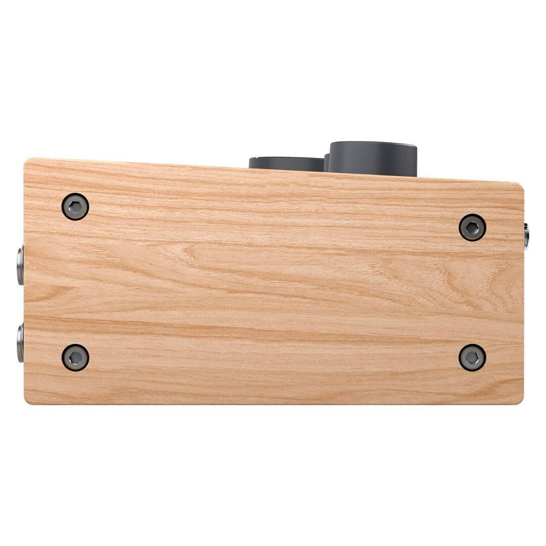 Angle. Universal Audio - Universal Audio VOLT-276 USB Audio Interface.