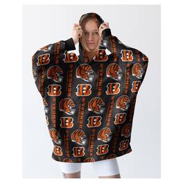 Pegasus - Cincinnati Bengals Homefield Repeat Logo Wearable Hooded Blanket - Multicolor