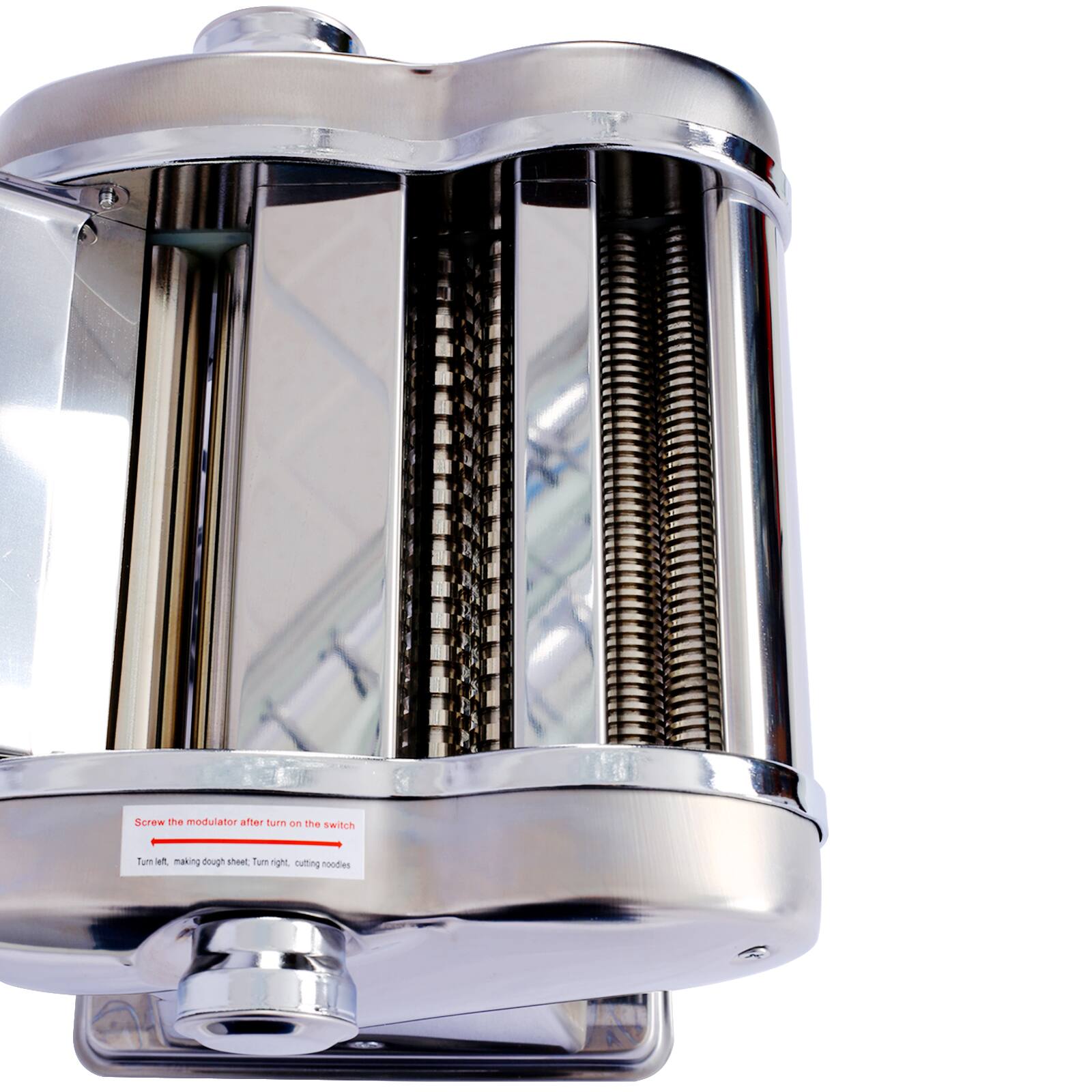 Screw the modulator after turn on the switch

Turn left, making dough sheet. Turn right, cutting noodles