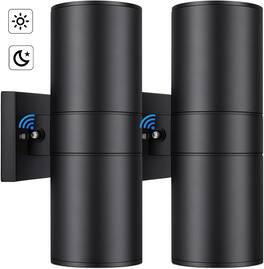 Nordic Hygge - Modern Outdoor Wall Light with Dusk to Dawn Sensor, Exterior Light Fixture Wall Mount Waterproof Anti-Rust Cylinder - Black