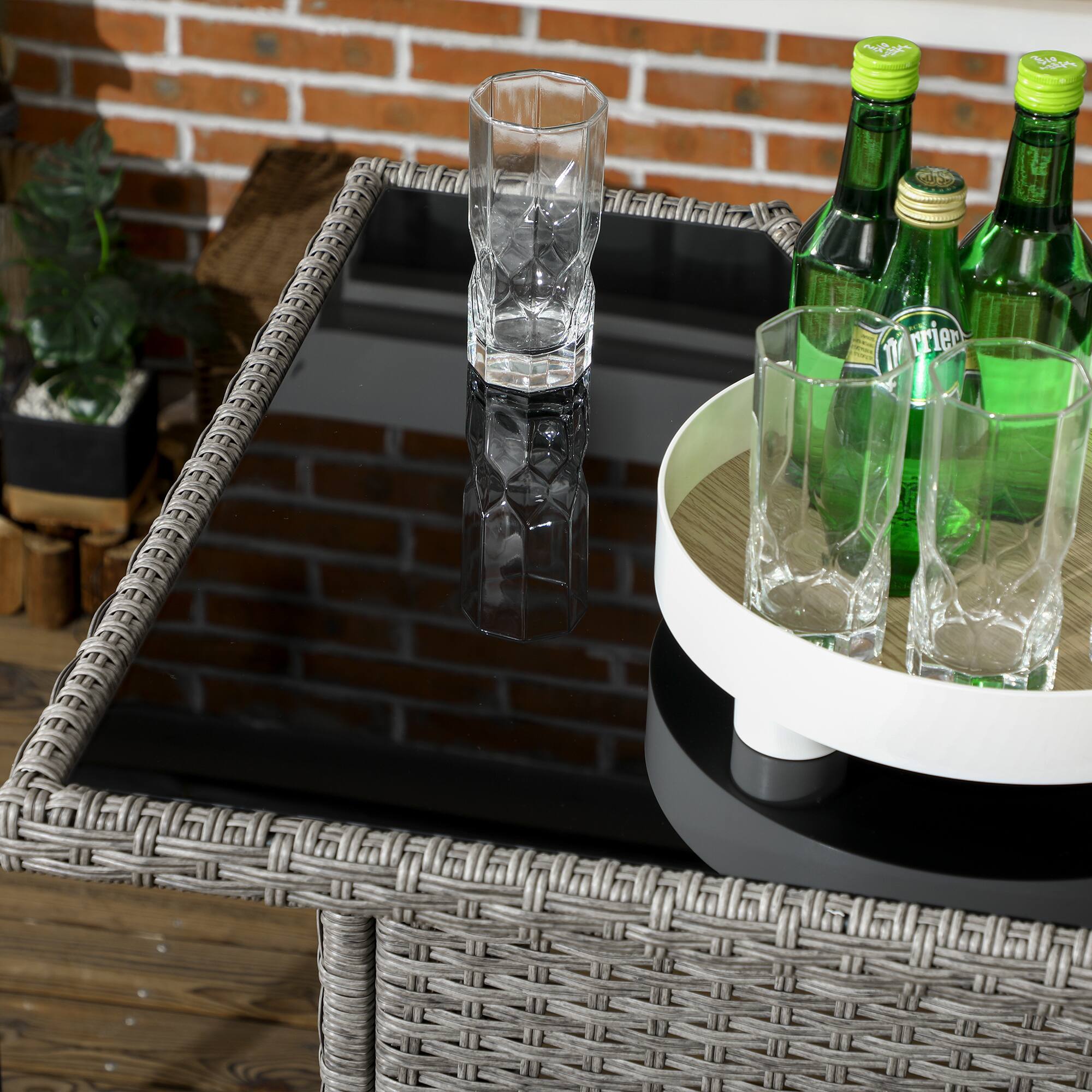 The text on the image reads:

"Perrier"