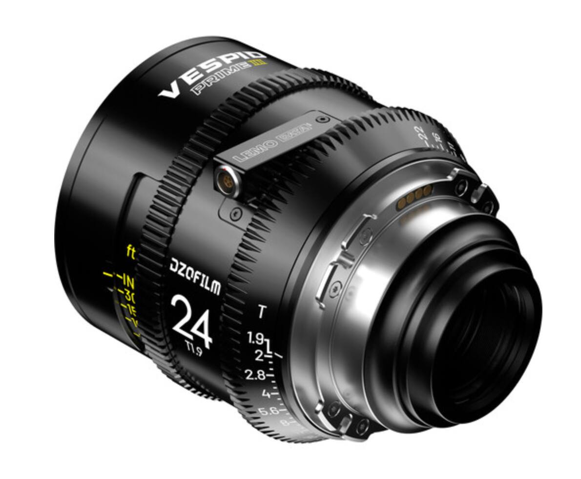 VESPIN  
PRIME 24mm T1.9  
LIMOGES FRANCE  
DZO FILM  

24  
T1.9  
2  
2.8  
4  
5.6  

ft  
IN  
30  
15