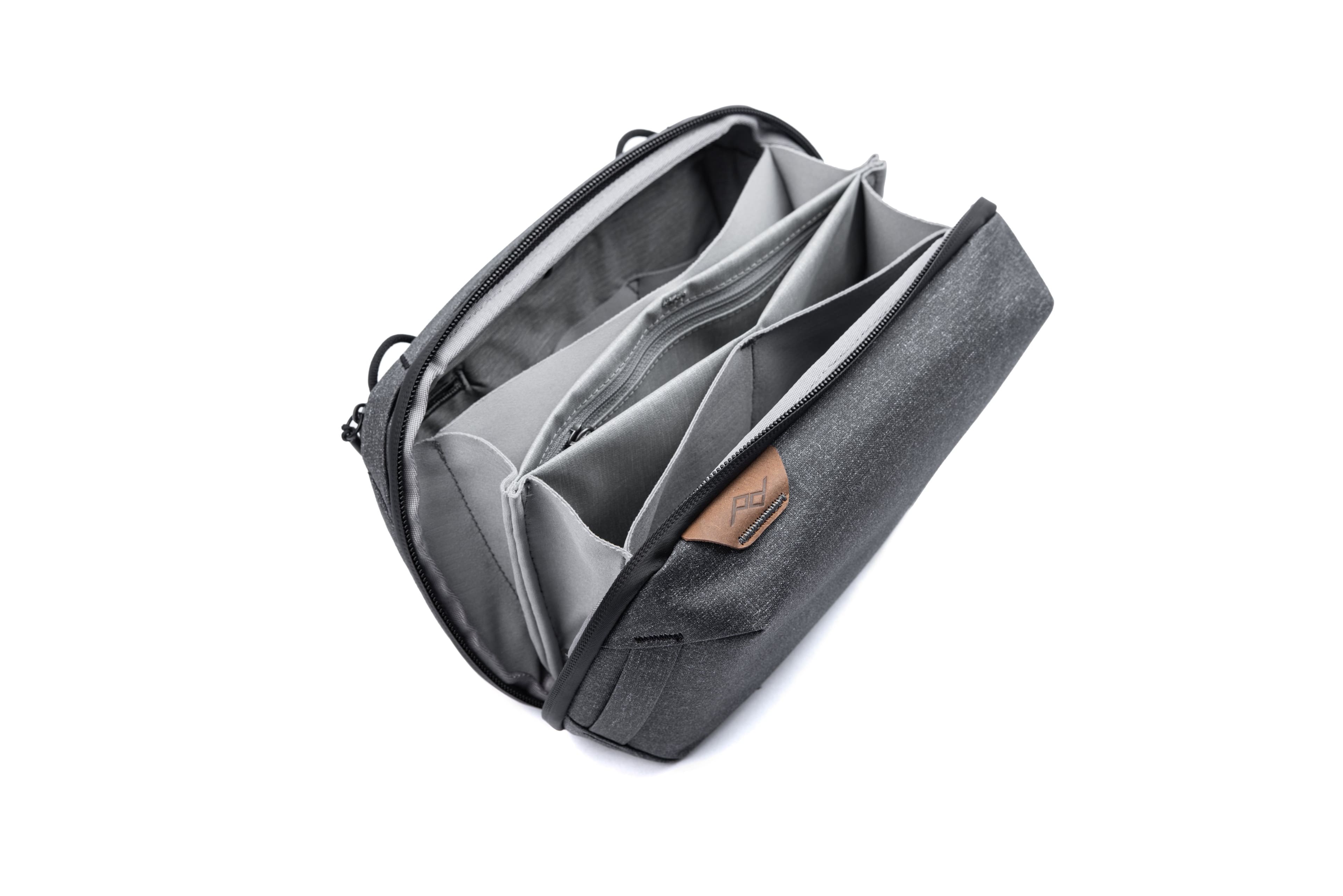 Left. Peak Design - Tech Pouch - Charcoal.