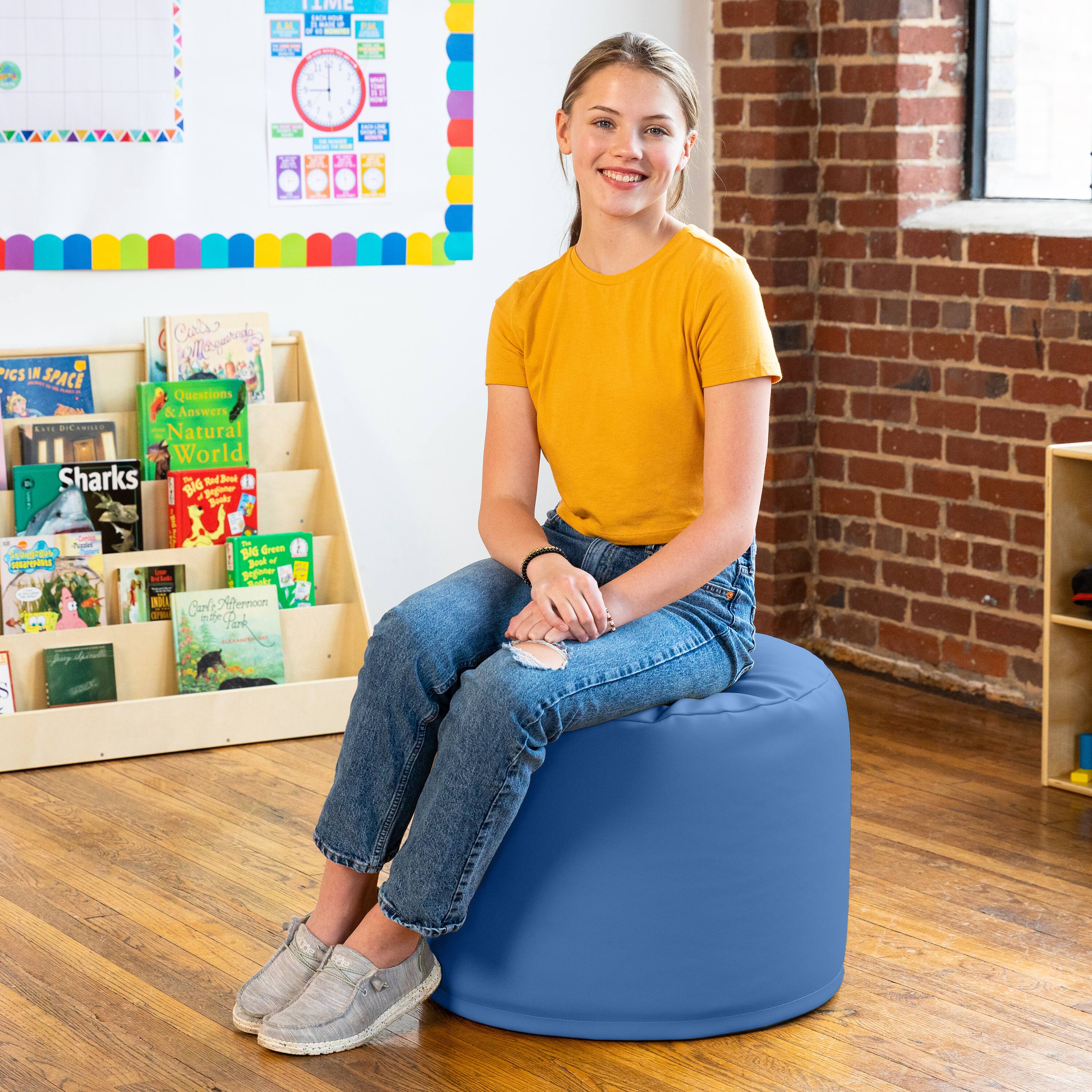 TIME SCHEDULE

Questions & Answers in Space

PICS in SPACE

Natural World

Sharks

BIG PL

Ted Bo

SINCE

Grom Bool of

Sorden

NO

Nernoon Carl

Pok