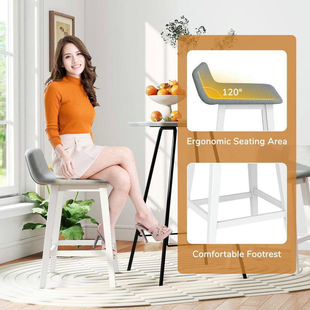 120° Ergonomic Seating Area  
Comfortable Footrest