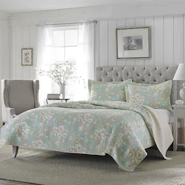Hivvago - Full / Queen 3-Piece Cotton Quilt Set in Seafoam Blue Beige Floral Pattern - Seafoam Blue, Beige