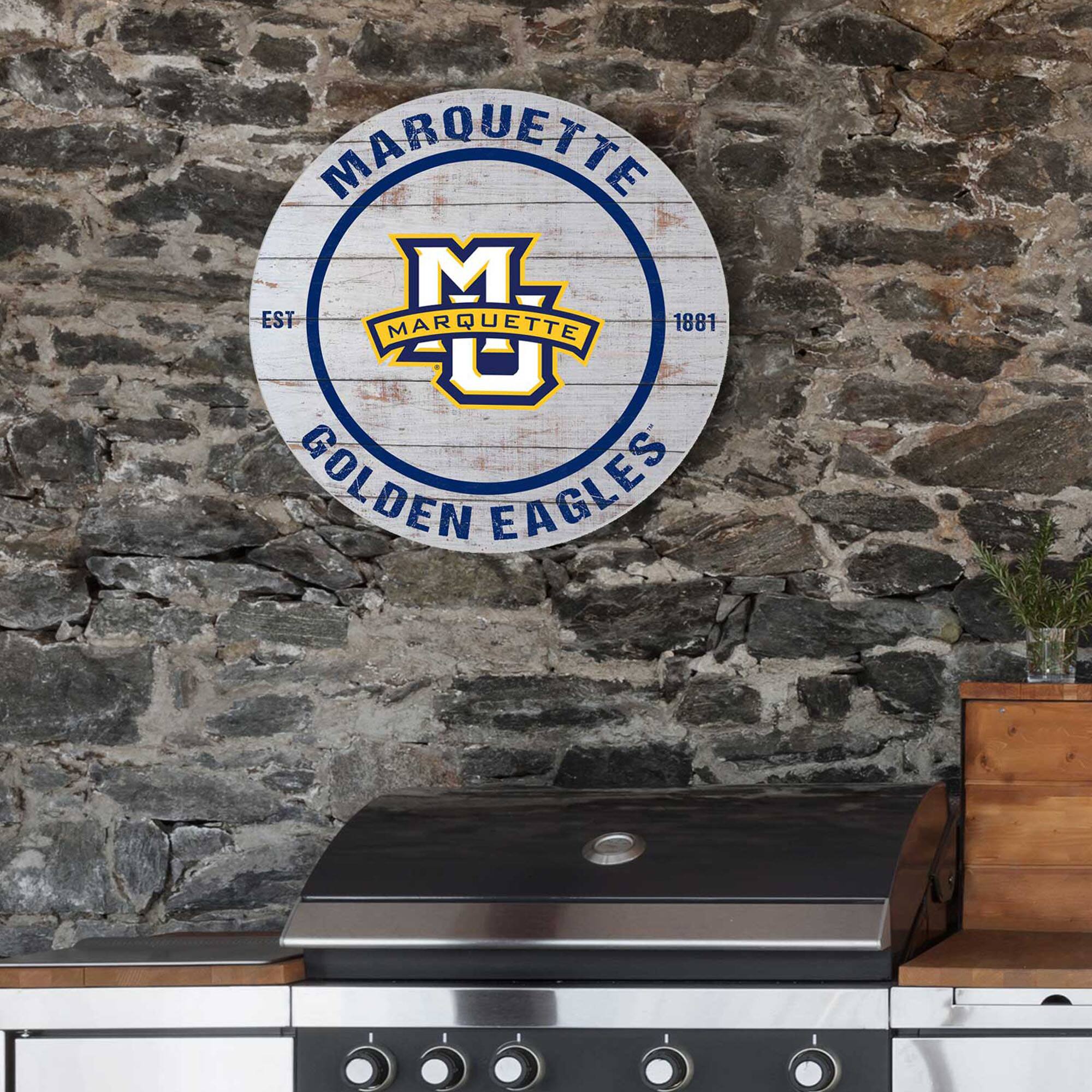 MARQUETTE  
EST 1881  
GOLDEN EAGLES