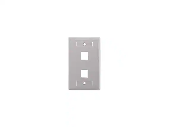 Front. Cables to Go - C2G 03410 One Keystone Single Gang Wall Plate, White.