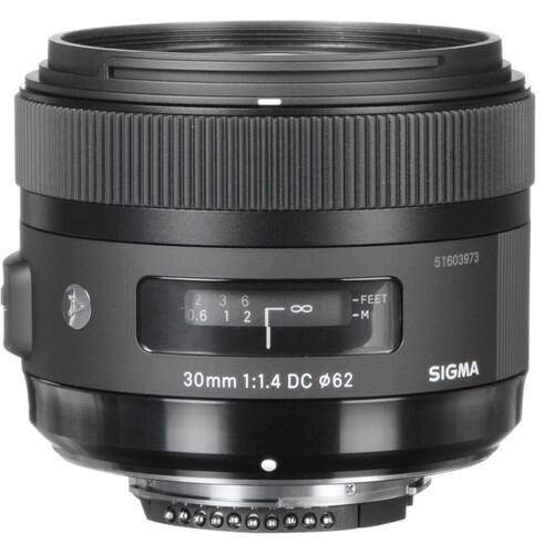 51603973 2 0.6 3 1 6 2 8 -FEET -M 30mm 1:1.4 DC 62 SIGMA