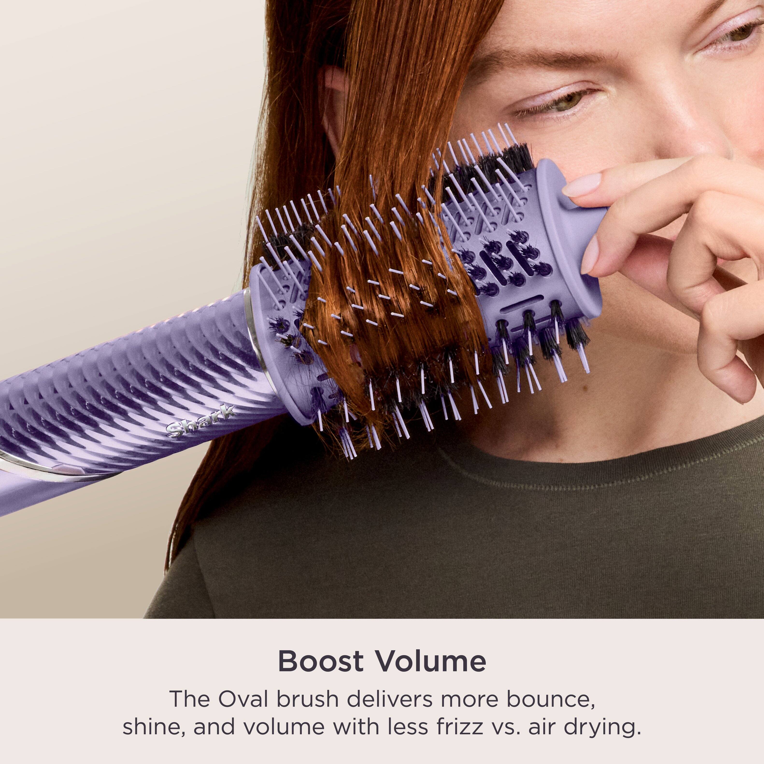 Boost Volume  
The Oval brush delivers more bounce, shine, and volume with less frizz vs. air drying.