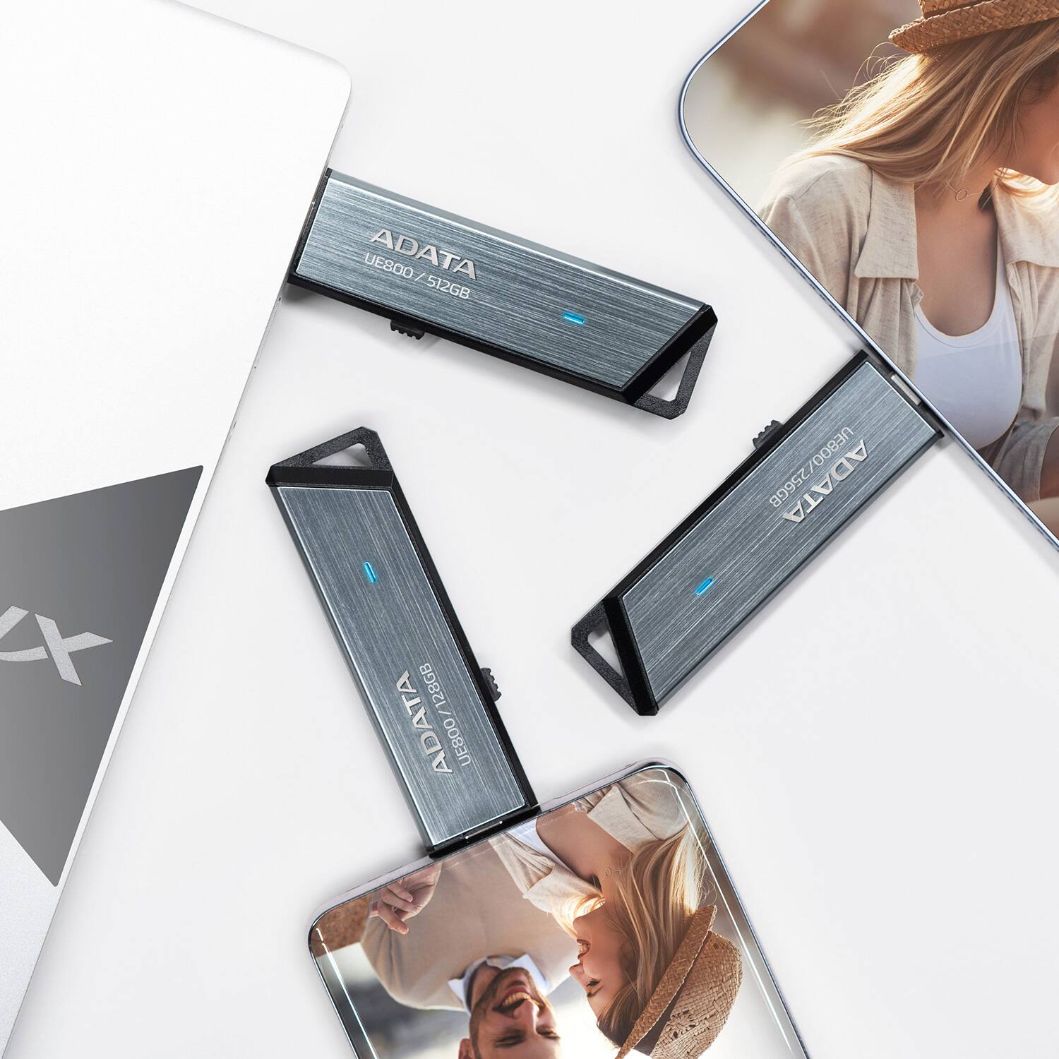 ADATA UE800 512GB  
ADATA UE800 128GB  
ADATA UE800 256GB